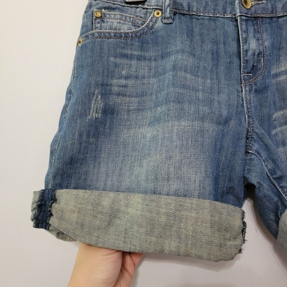 OUTBACK RED Womens Sz 2 Cuffed Casual Denim Blue Jean Shorts Mid Rise Distressed - Picture 2 of 11
